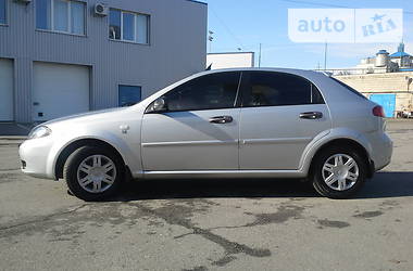 Хэтчбек Chevrolet Lacetti 2007 в Киеве