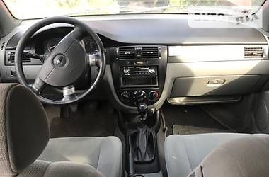 Седан Chevrolet Lacetti 2004 в Киеве