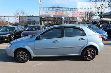 Хэтчбек Chevrolet Lacetti 2010 в Харькове