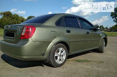 Седан Chevrolet Lacetti 2004 в Ровно