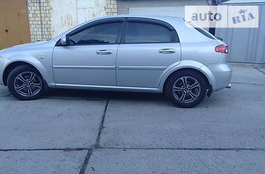 Хэтчбек Chevrolet Lacetti 2005 в Киеве