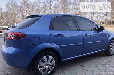 Хэтчбек Chevrolet Lacetti 2005 в Белой Церкви