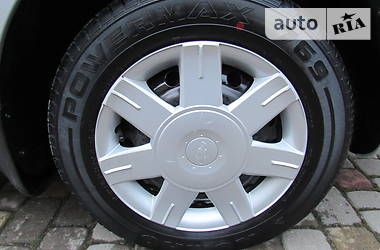 Хетчбек Chevrolet Lacetti 2005 в 