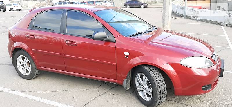Хэтчбек Chevrolet Lacetti 2006 в Николаеве