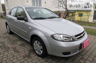 Хетчбек Chevrolet Lacetti 2005 в 