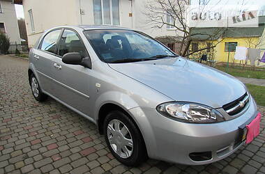 Хетчбек Chevrolet Lacetti 2005 в 