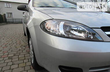 Хетчбек Chevrolet Lacetti 2005 в 