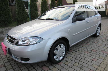 Хетчбек Chevrolet Lacetti 2005 в 