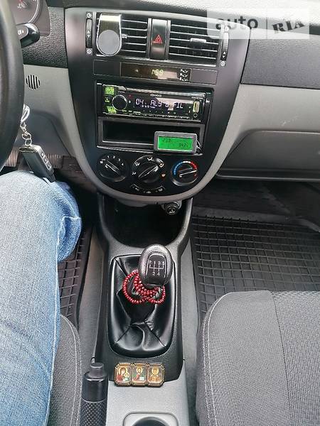Седан Chevrolet Lacetti 2004 в Чернігові