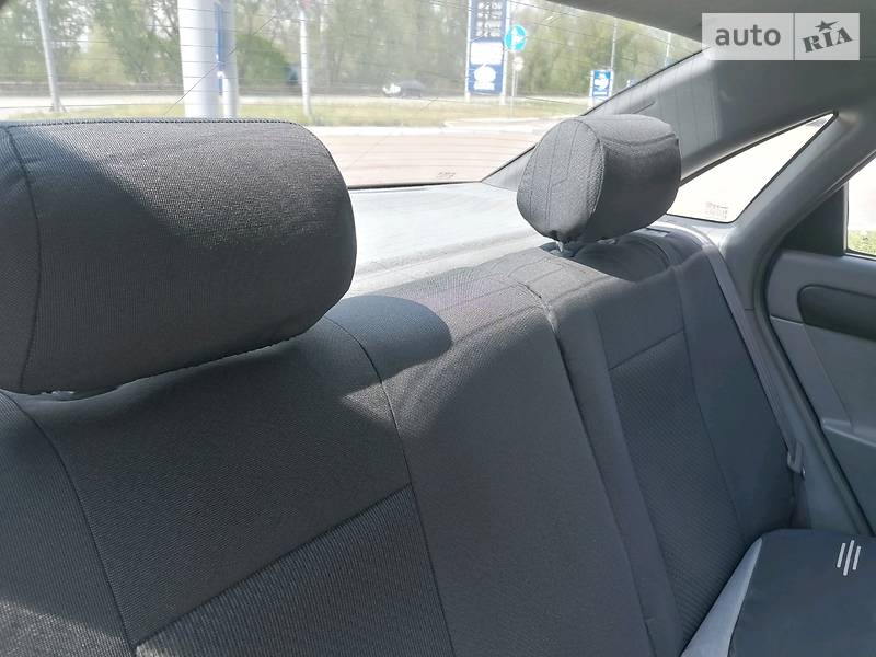 Седан Chevrolet Lacetti 2004 в Чернігові