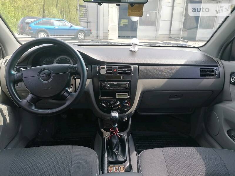 Седан Chevrolet Lacetti 2004 в Чернігові