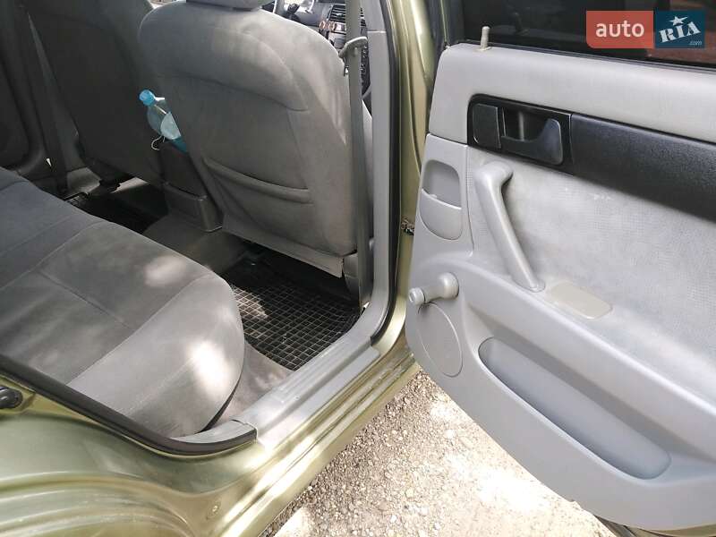 Седан Chevrolet Lacetti 2005 в Ужгороде