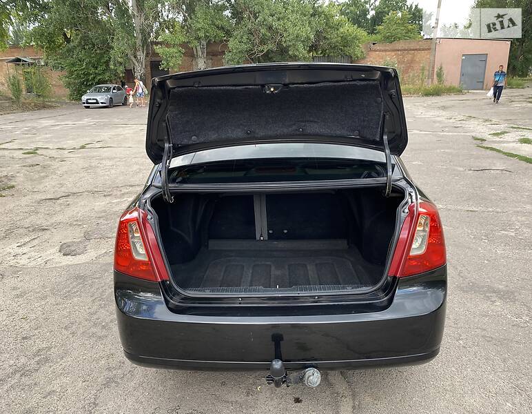 Седан Chevrolet Lacetti 2006 в Никополе