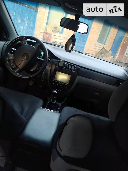 Chevrolet Lacetti Y6DNF196E5K098029