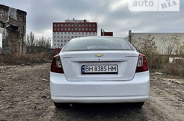 Седан Chevrolet Lacetti 2012 в 
