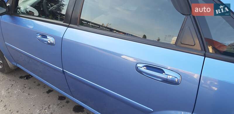Седан Chevrolet Lacetti 2008 в Ужгороді