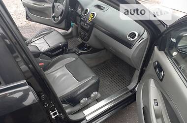 Хэтчбек Chevrolet Lacetti 2008 в  фото 6 Хэтчбек Chevrolet Lacetti 2008 в