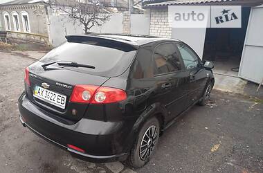 Хэтчбек Chevrolet Lacetti 2008 в  фото 10 Хэтчбек Chevrolet Lacetti 2008 в