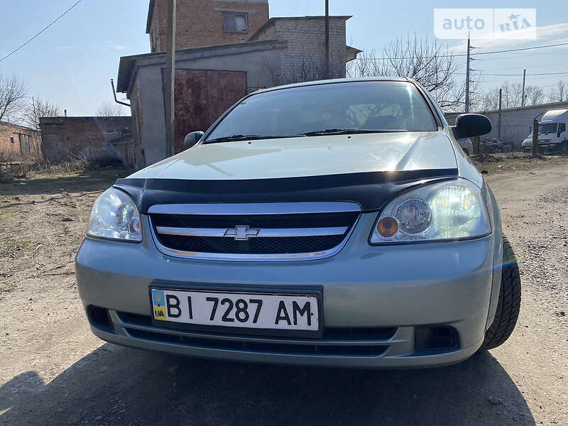 Седан Chevrolet Lacetti 2006 в Полтаве