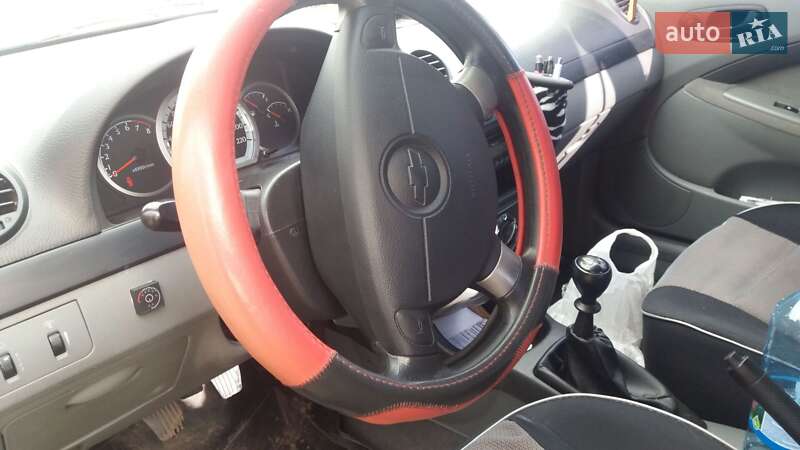 Хетчбек Chevrolet Lacetti 2012 в Дніпрі