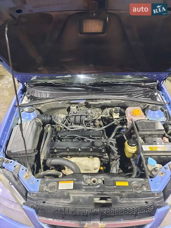 Хэтчбек Chevrolet Lacetti 2006 в Киеве