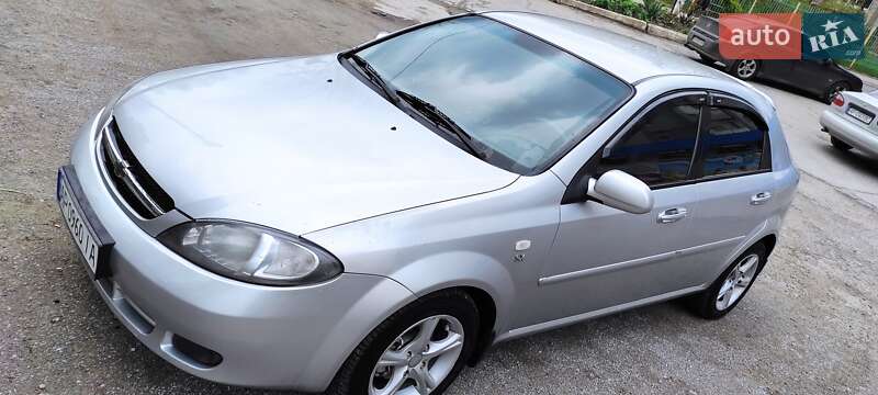 Хэтчбек Chevrolet Lacetti 2004 в Запорожье