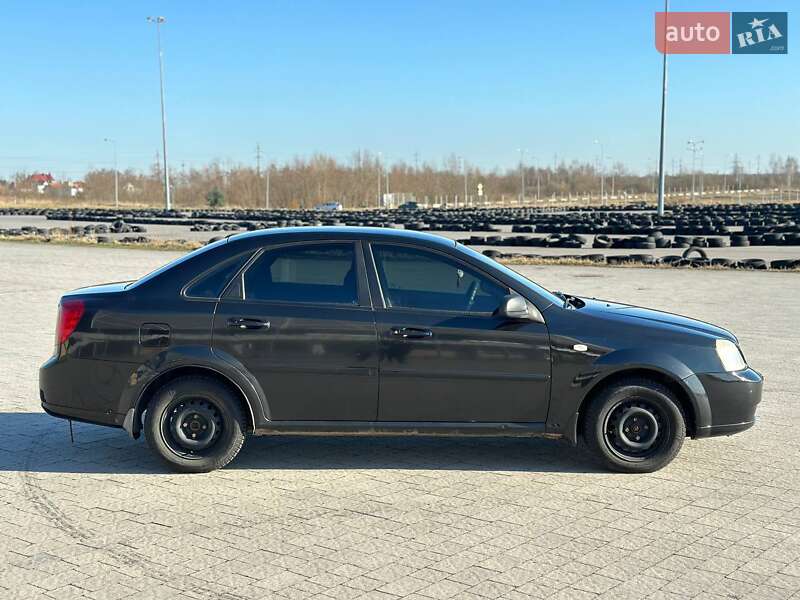 Седан Chevrolet Lacetti 2007 в Львові