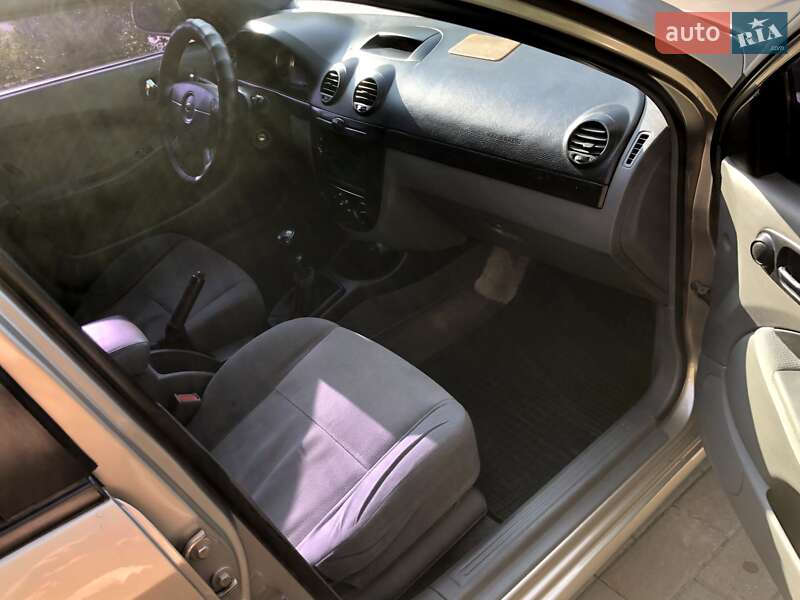 Универсал Chevrolet Lacetti 2010 в Броварах фото 13 Универсал Chevrolet Lacetti 2010 в Броварах