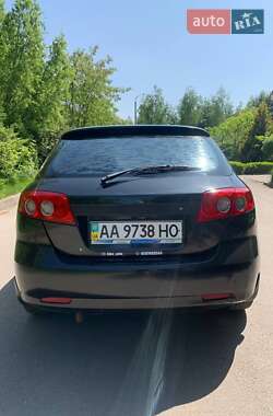 Хэтчбек Chevrolet Lacetti 2008 в Ровно