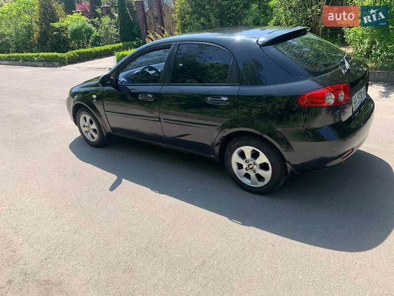 Хетчбек Chevrolet Lacetti 2008 в Рівному