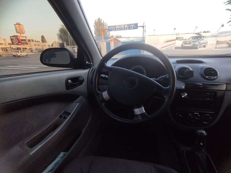 Хетчбек Chevrolet Lacetti 2007 в Дніпрі