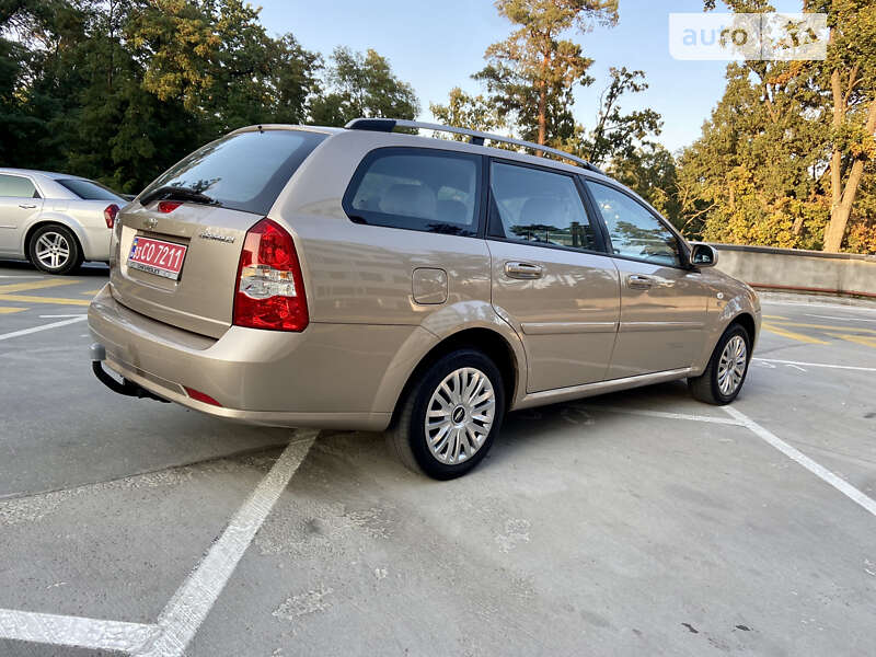 Универсал Chevrolet Lacetti 2009 в Киеве