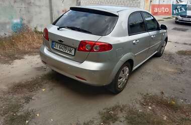 Хэтчбек Chevrolet Lacetti 2005 в Киеве