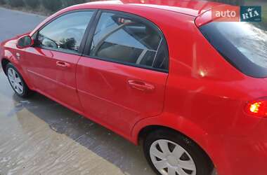 Хэтчбек Chevrolet Lacetti 2008 в Киеве