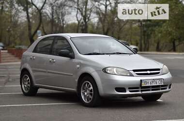 Хэтчбек Chevrolet Lacetti 2008 в 
