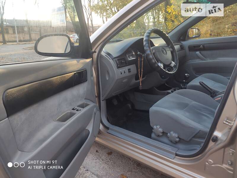 Седан Chevrolet Lacetti 2006 в Львові