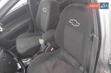 Седан Chevrolet Lacetti 2004 в Прилуках