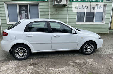 Хэтчбек Chevrolet Lacetti 2012 в Борисполе