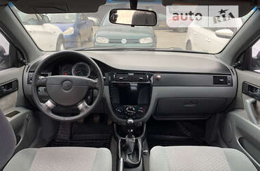 Седан Chevrolet Lacetti 2007 в Черновцах