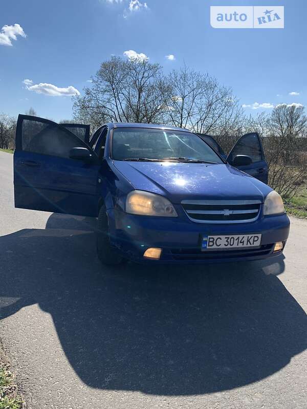 Седан Chevrolet Lacetti 2005 в Львові