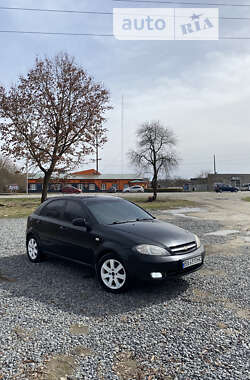 Хэтчбек Chevrolet Lacetti 2005 в Киеве