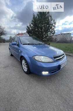 Хэтчбек Chevrolet Lacetti 2005 в Прилуках