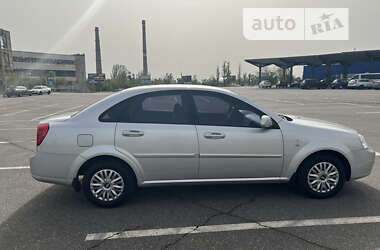 Седан Chevrolet Lacetti 2011 в Кривом Роге