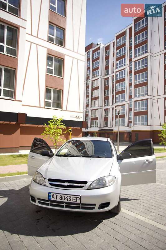 Хетчбек Chevrolet Lacetti 2007 в Івано-Франківську