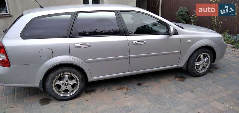 Универсал Chevrolet Lacetti 2007 в Ровно