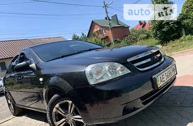 Седан Chevrolet Lacetti 2004 в Дніпрі