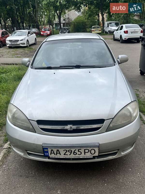 Chevrolet Lacetti 2005