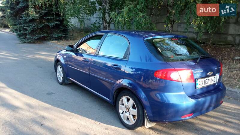 Хэтчбек Chevrolet Lacetti 2004 в Харькове