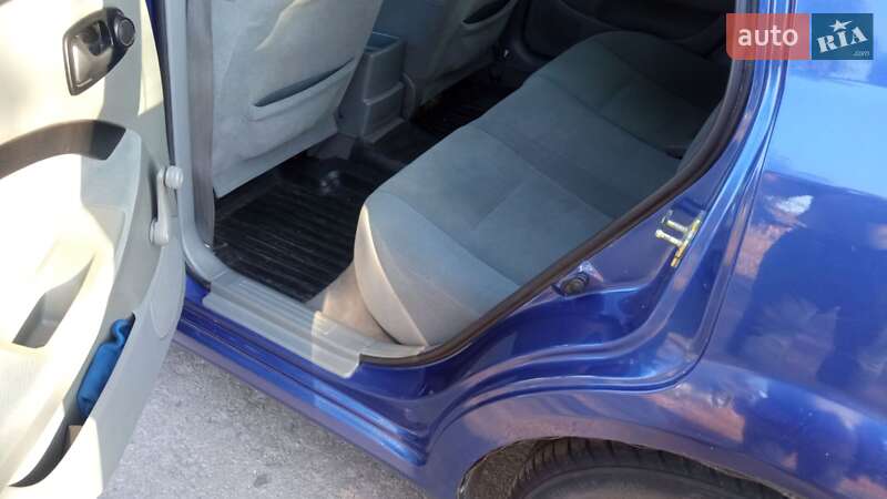 Хэтчбек Chevrolet Lacetti 2004 в Харькове