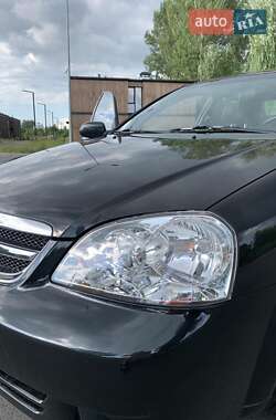 Седан Chevrolet Lacetti 2010 в 